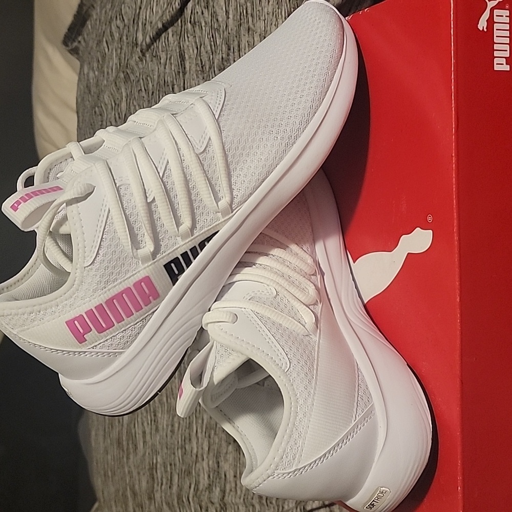 Puma sneakers